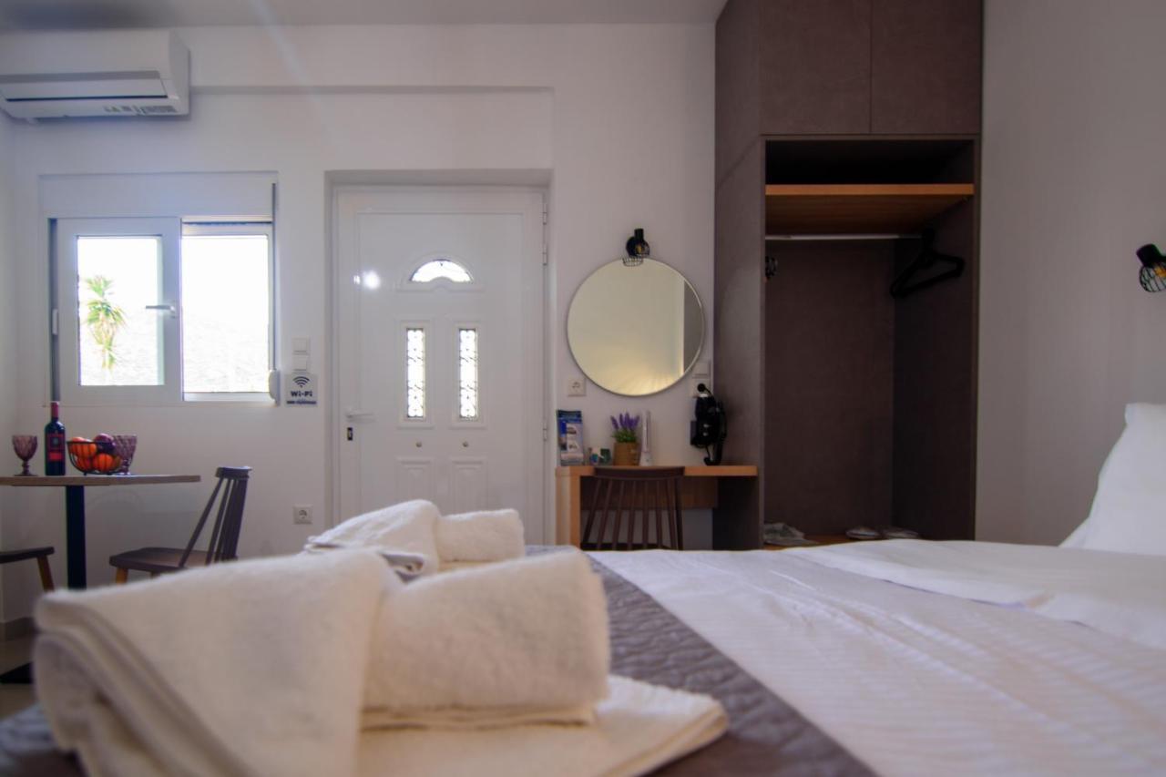 Irene Studio Panorama Apartment Palaiochora Exterior photo